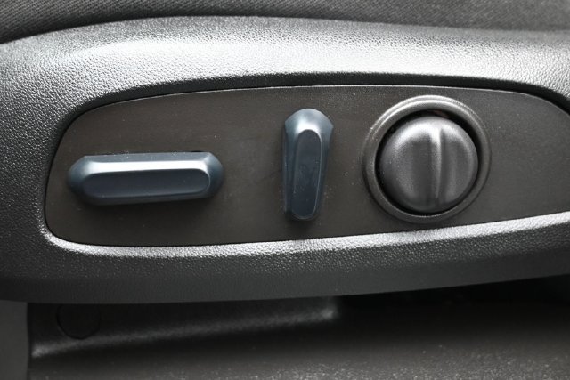 Used 2022 Chevrolet Equinox LT FWD image 9
