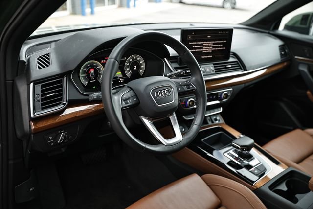 Used 2023 Audi Q5 e Premium Plus image 20