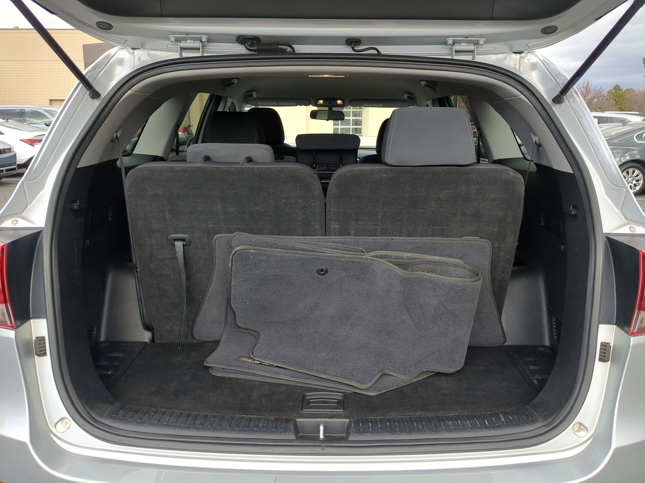 Used 2019 Kia Sorento LX V6 image 30