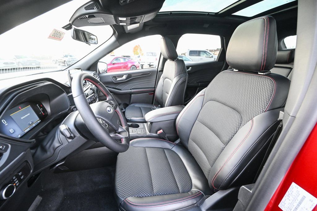 New 2026 Ford Escape ST-Line w/ Cold Weather Package image 16