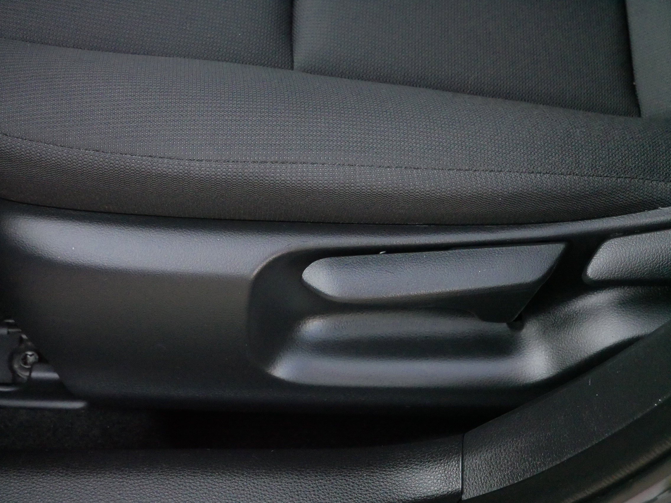 Used 2024 Toyota Corolla LE image 20