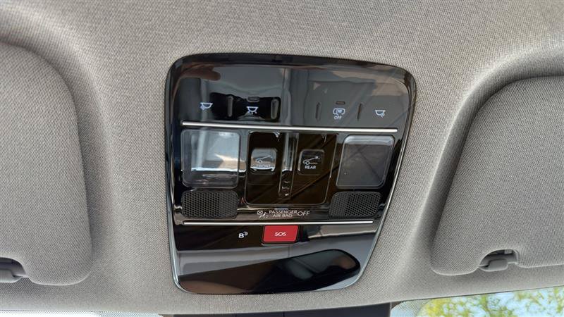 Used 2026 Hyundai Santa Fe Limited FWD image 41