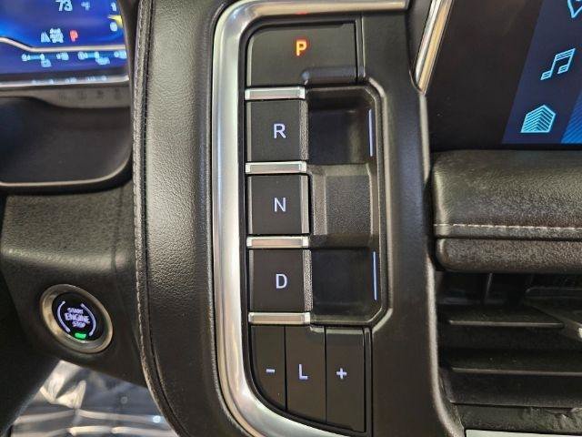 Used 2022 Chevrolet Tahoe Z71 w/ Z71 Off-Road Package AWD/4WD image 16