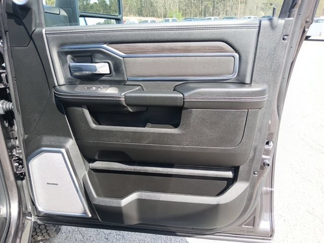 New 2026 RAM 3500 Big Horn w/ Laramie Trim Package AWD/4WD image 27