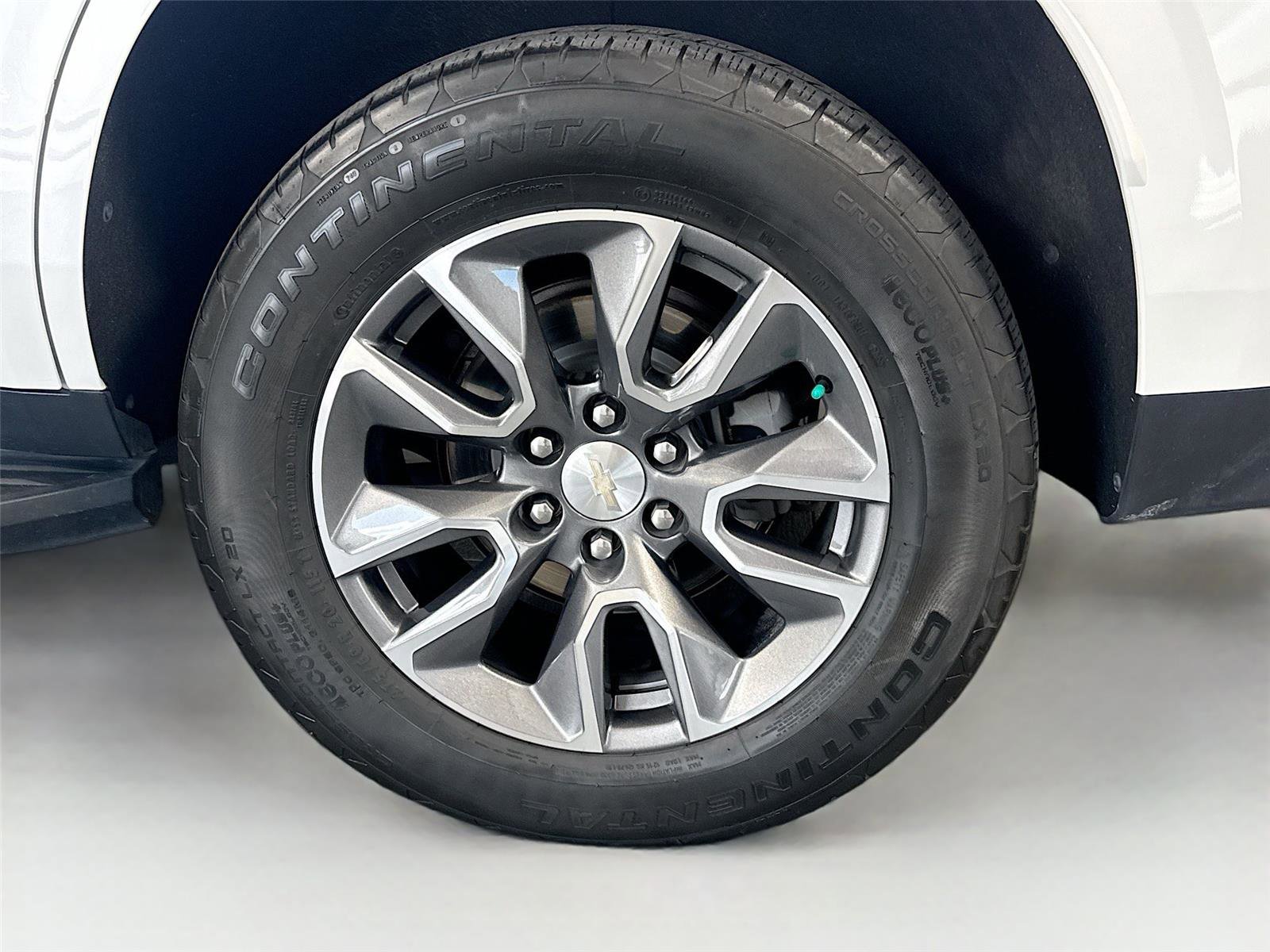 Used 2022 Chevrolet Tahoe LT w/ Luxury Package image 32