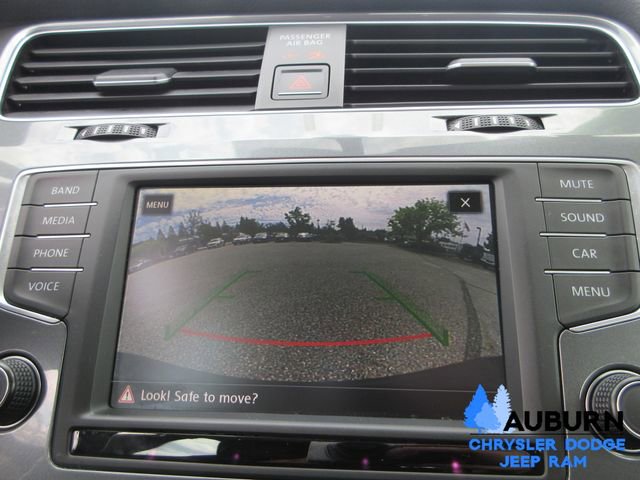 Used 2017 Volkswagen Golf Alltrack SE image 42