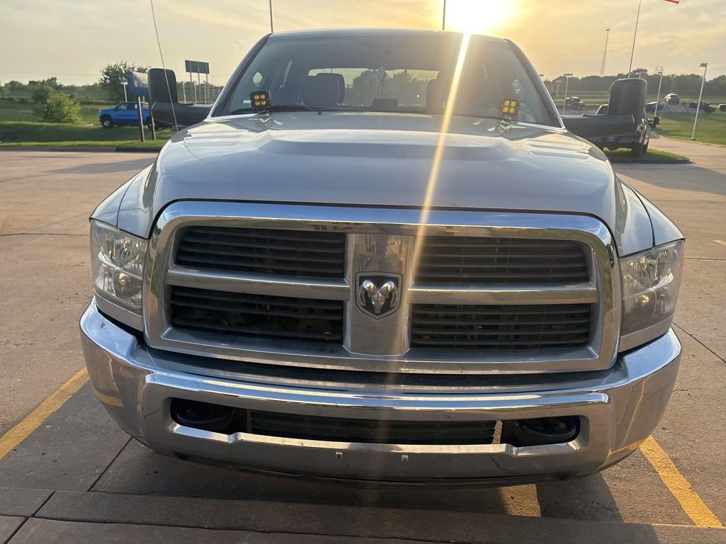 Used 2012 RAM 2500 ST w/ Chrome Appearance Group AWD/4WD image 2