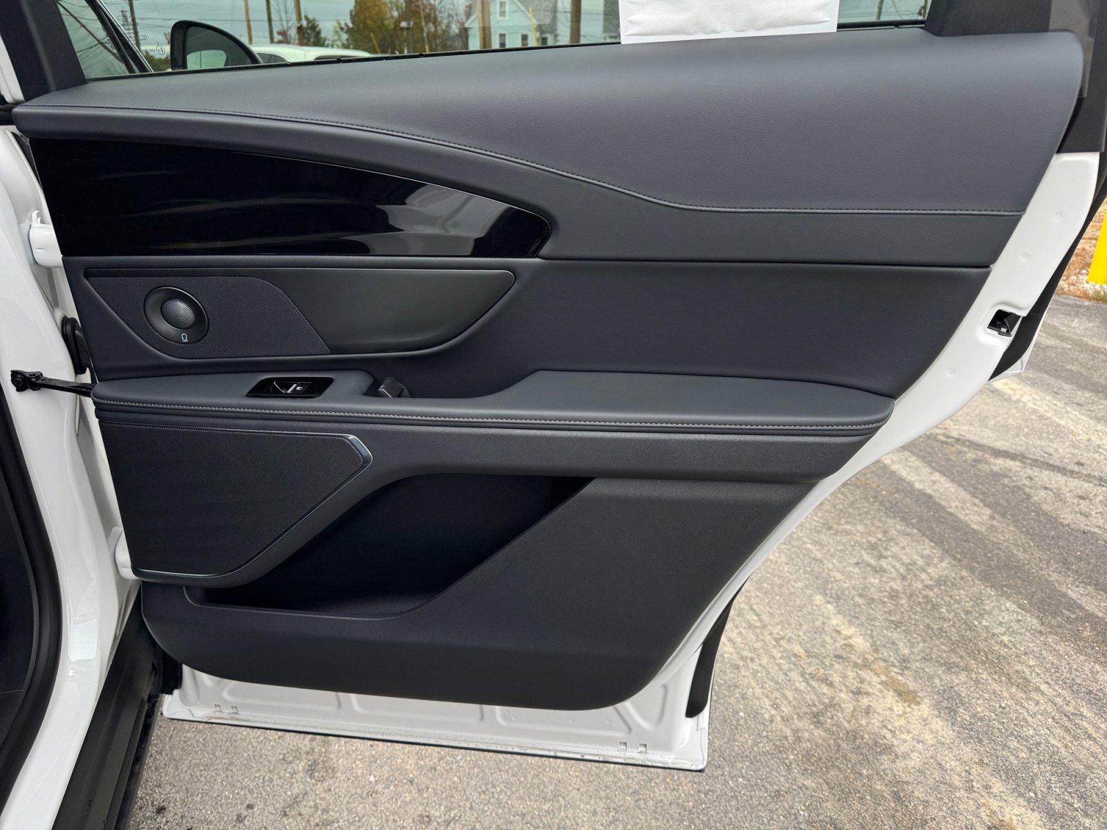 New 2026 Lincoln Nautilus Premier w/ Equipment Group 102A image 27