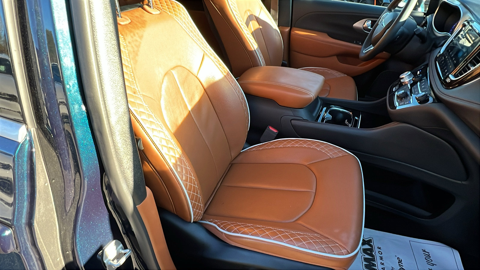 Certified 2024 Chrysler Pacifica Pinnacle image 21