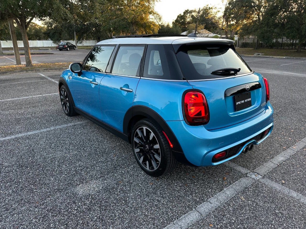 Used 2019 MINI Cooper S w/ Premium Package image 7