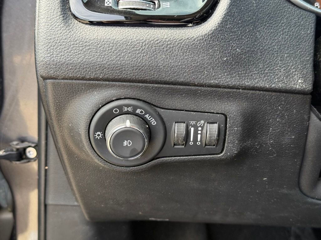 Used 2019 Jeep Compass Altitude image 18