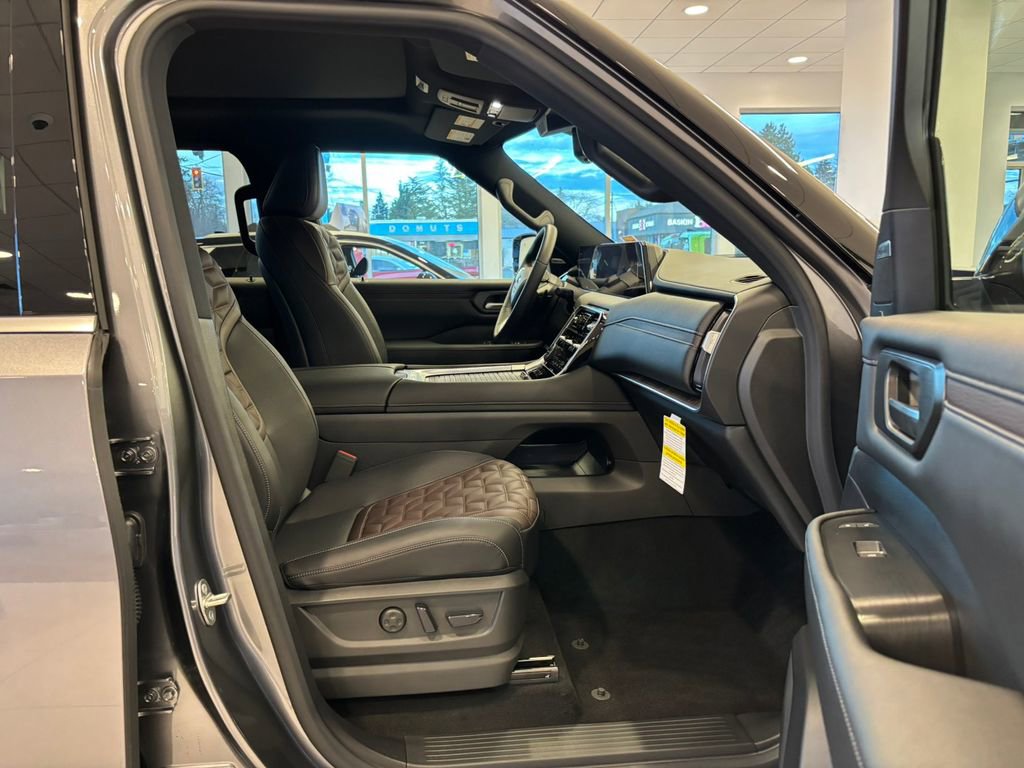 New 2026 Nissan Armada Platinum image 22