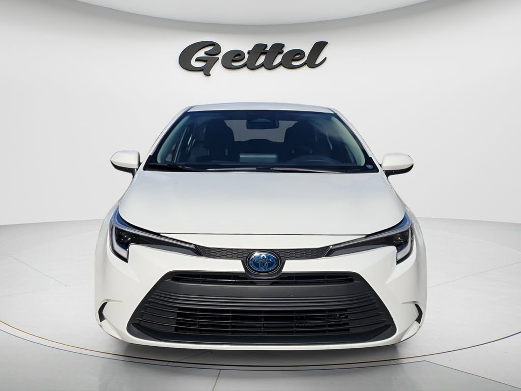 Certified 2023 Toyota Corolla LE FWD image 2