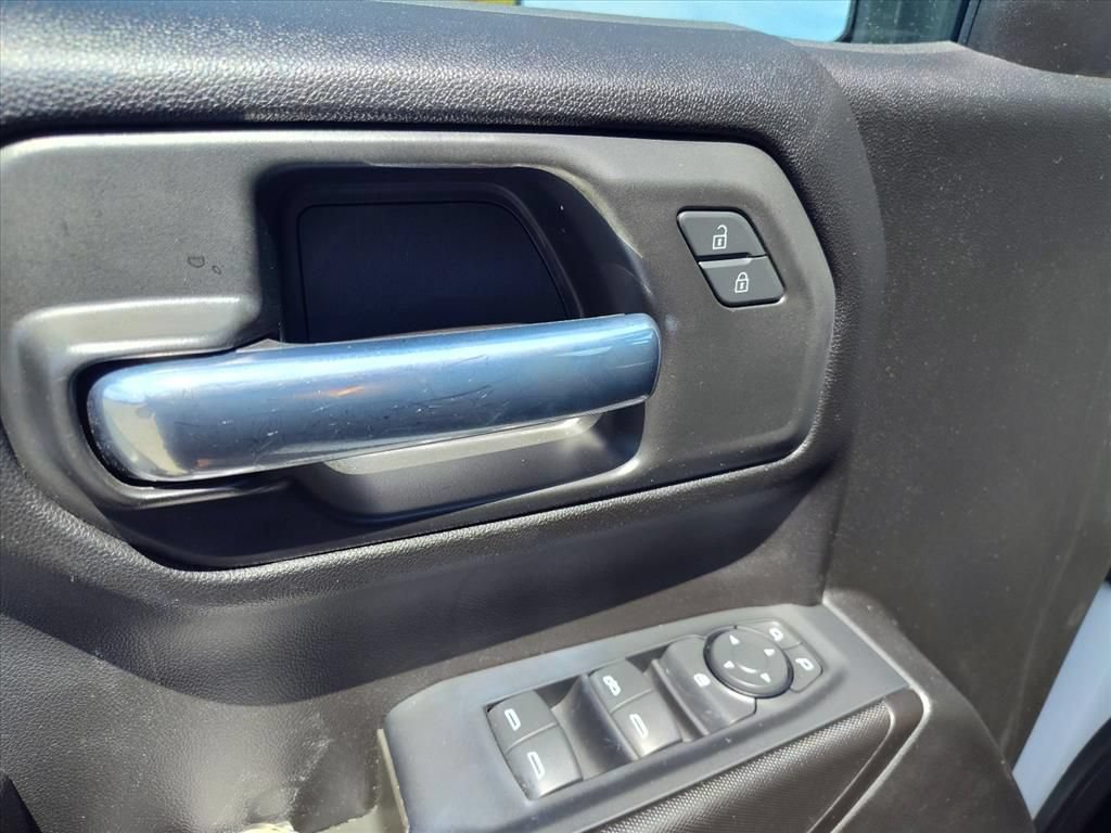 Used 2023 GMC Sierra 1500 Pro w/ Graphite Edition AWD/4WD image 14