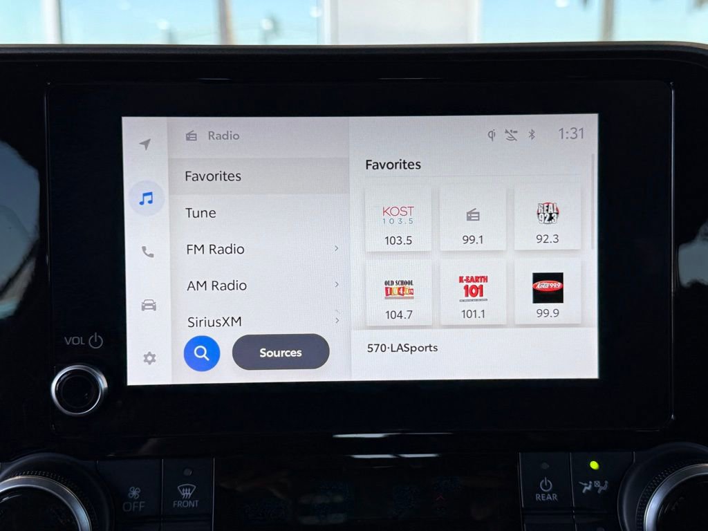 Certified 2023 Toyota Highlander XLE image 29