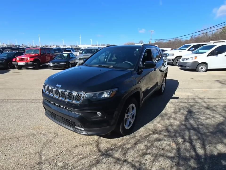 Used 2024 Jeep Compass Latitude w/ Sun and Sound Group