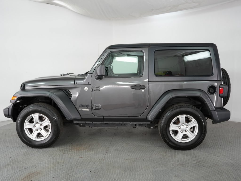 Used 2021 Jeep Wrangler Sport AWD/4WD image 4