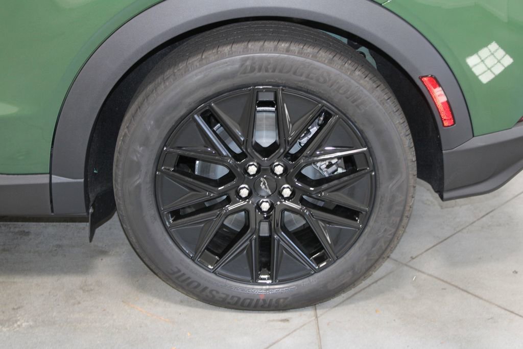 New 2025 Ford Mustang Mach-E Select image 15