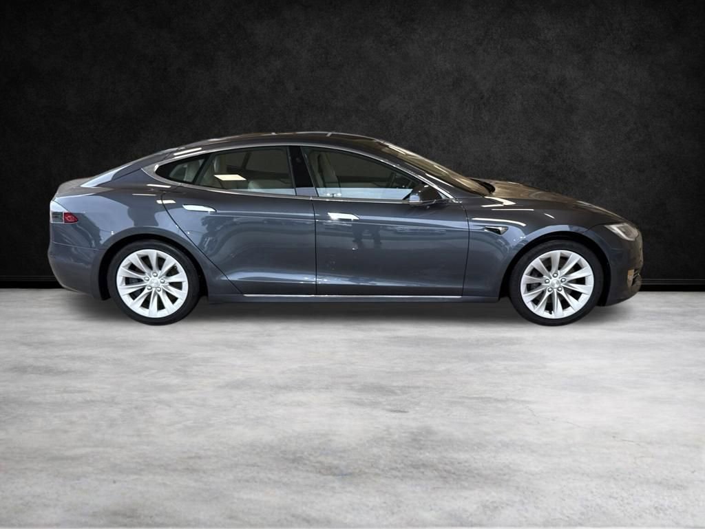 Used 2019 Tesla Model S 100D AWD/4WD image 4