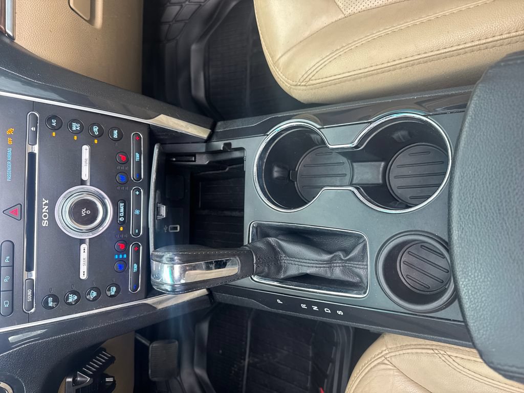 Used 2017 Ford Explorer Limited w/ Equipment Group 301A FWD image 26