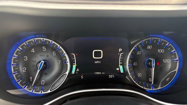 Used 2026 Chrysler Pacifica Select FWD image 23