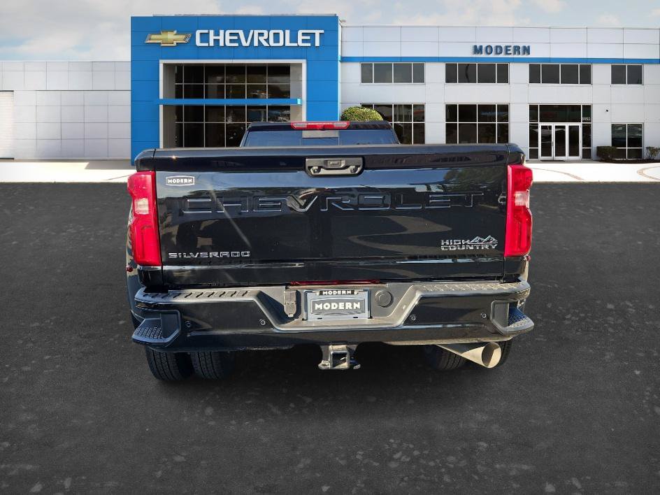 New 2026 Chevrolet Silverado 3500 High Country AWD/4WD image 4