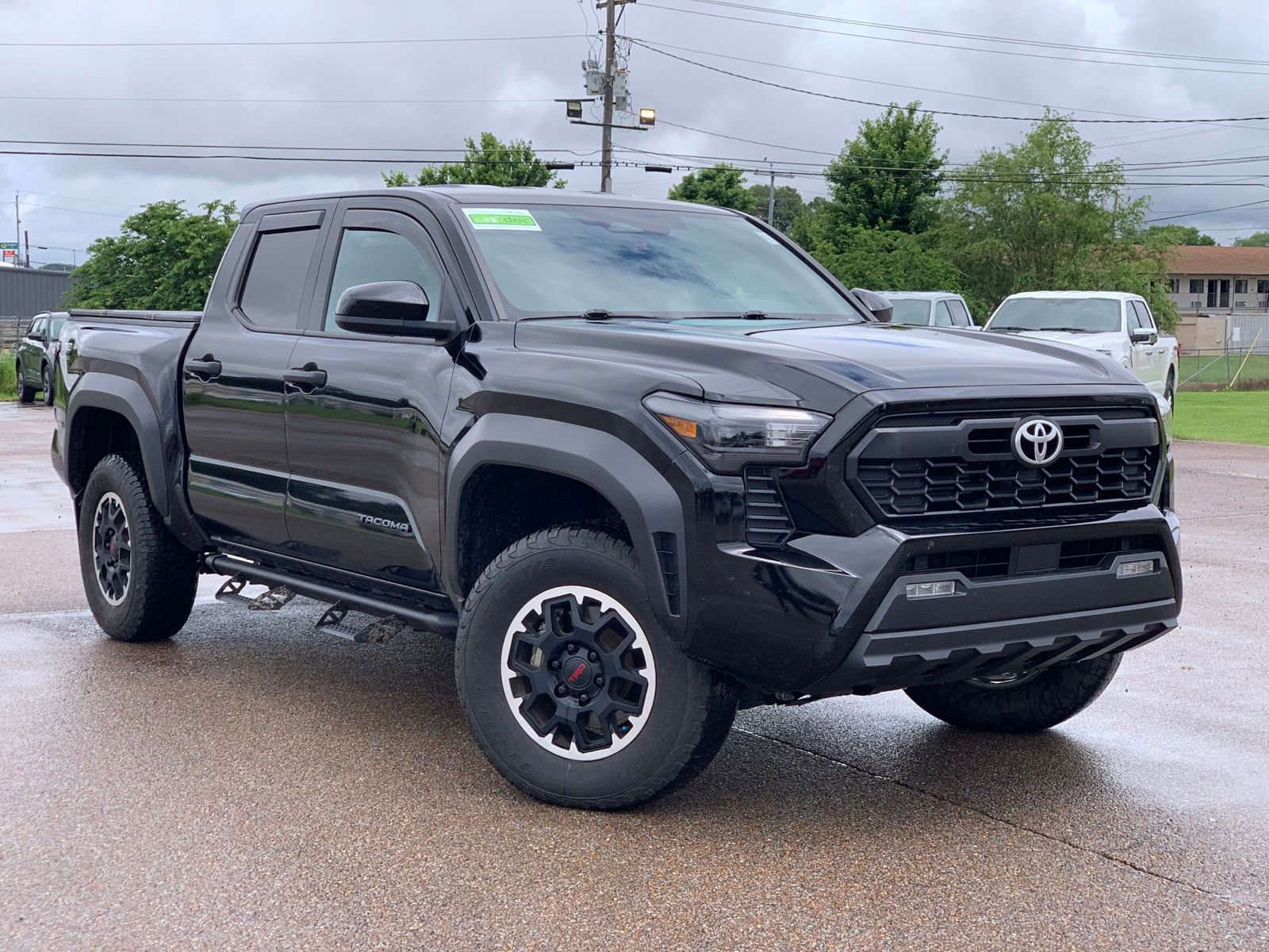 Used 2024 Toyota Tacoma TRD Off-Road AWD/4WD image 1