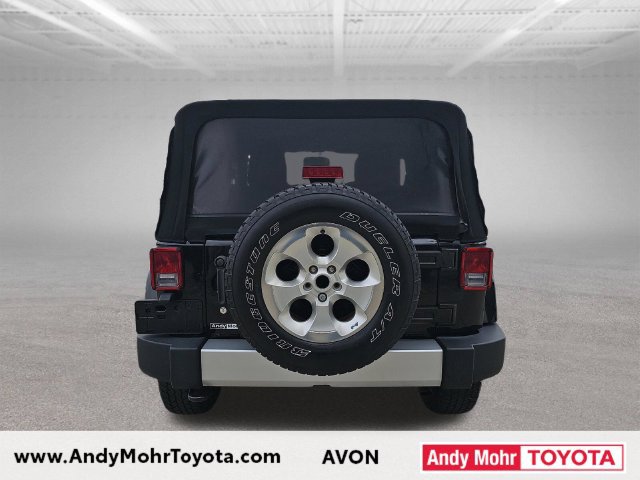 Used 2015 Jeep Wrangler Sahara w/ Dual Top Group AWD/4WD image 6