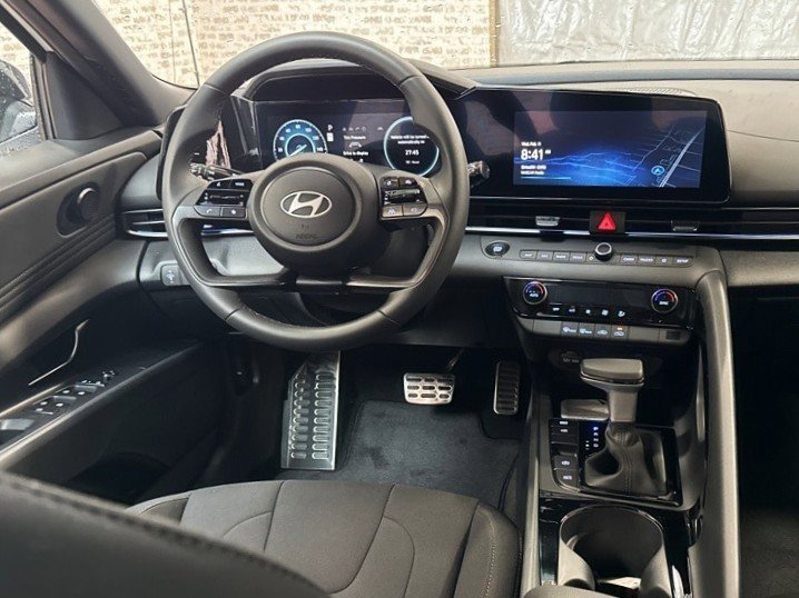 New 2026 Hyundai Elantra Sport w/ Cargo Package image 12