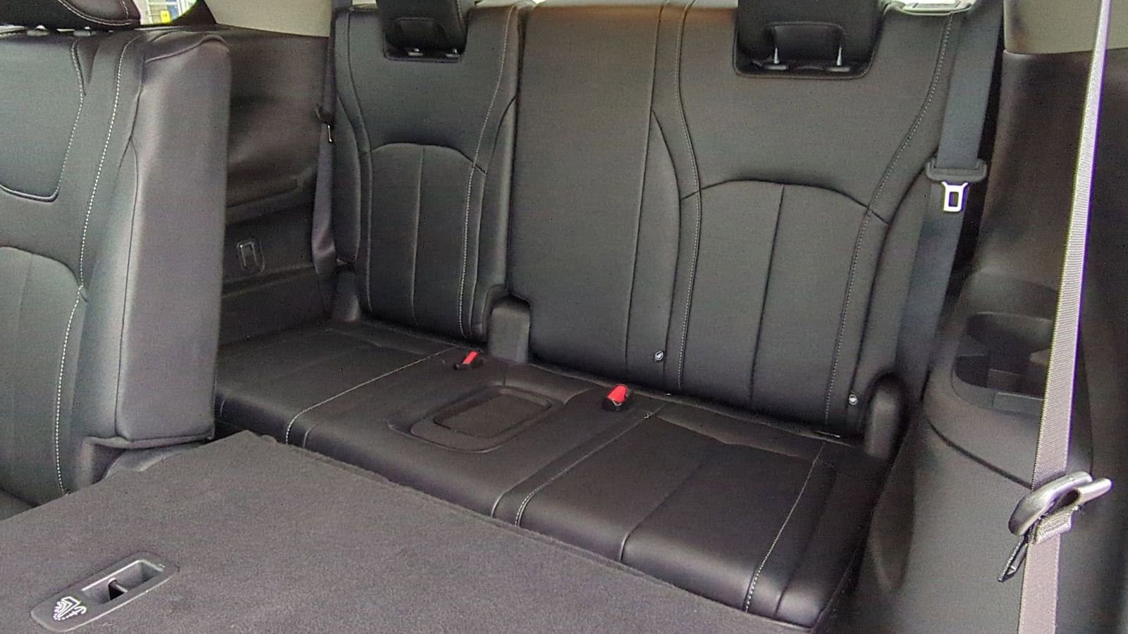 Used 2023 INFINITI QX60 Luxe image 19