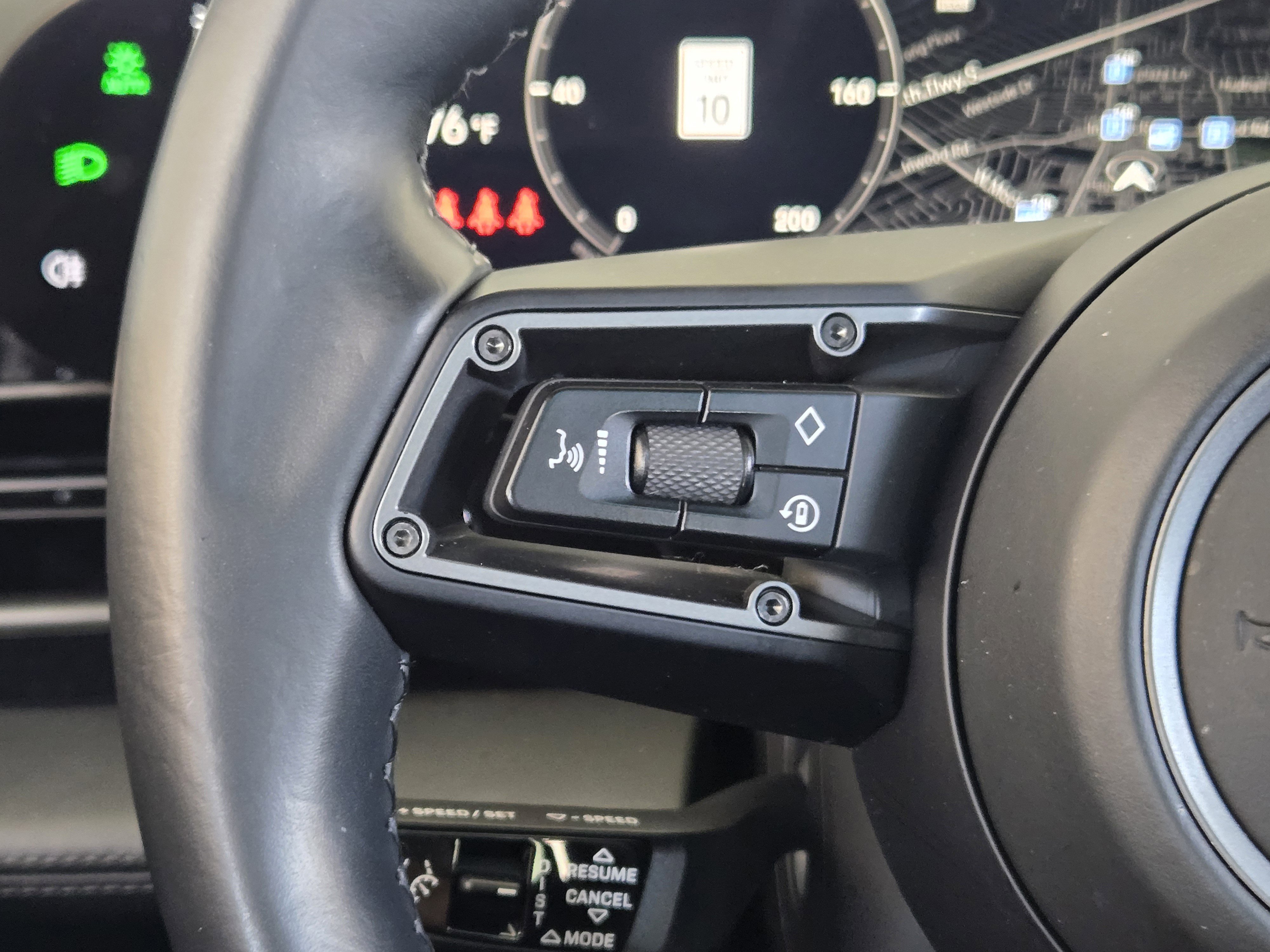 Certified 2021 Porsche Taycan Turbo S image 33