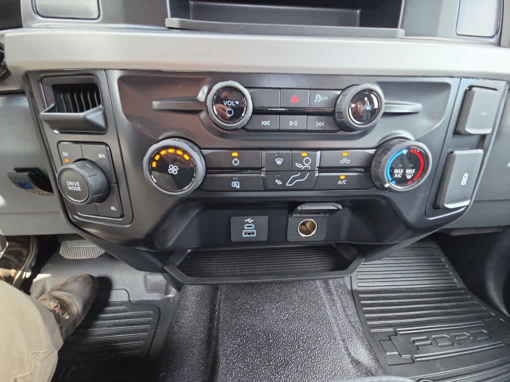 New 2026 Ford F350 XL AWD/4WD image 42