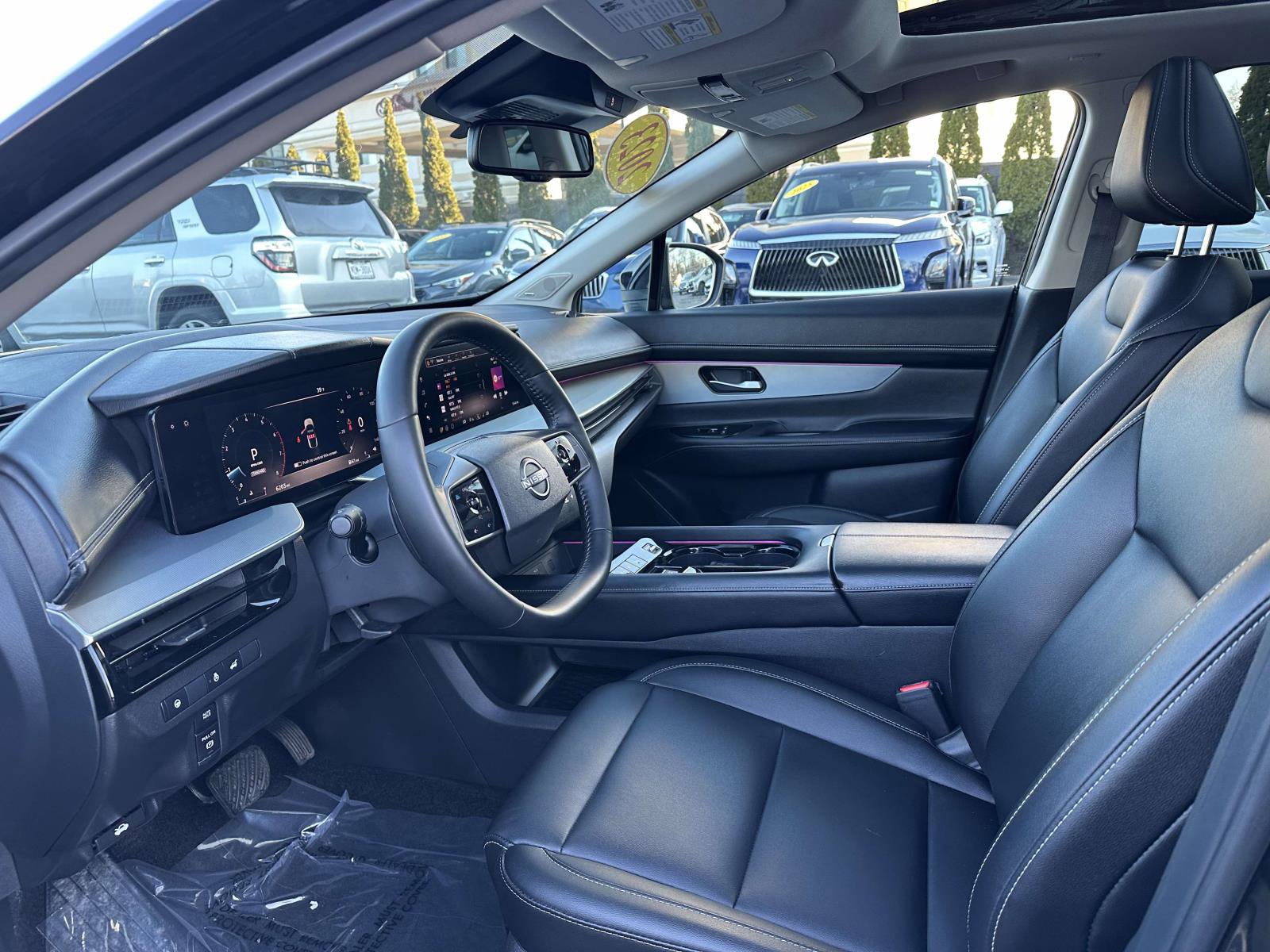 Used 2025 Nissan Murano SL image 13