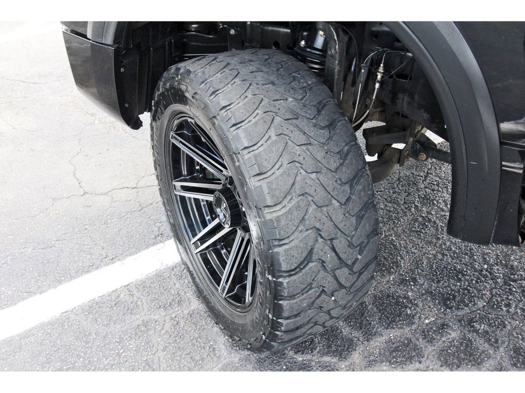 Used 2020 Nissan Titan PRO-4X image 33