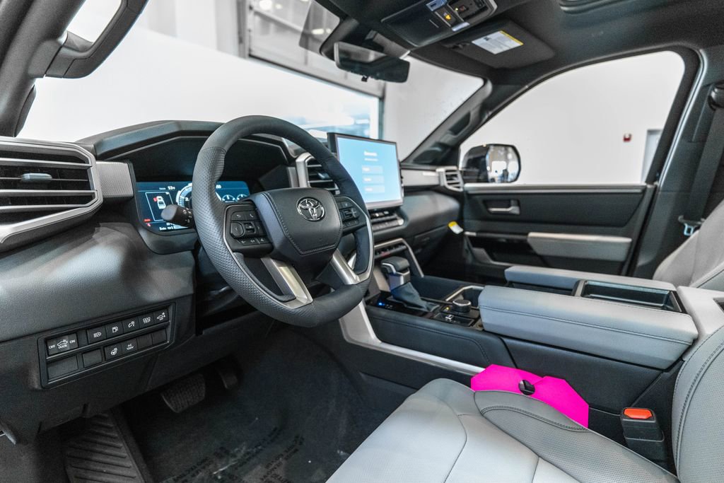 New 2026 Toyota Tundra Limited AWD/4WD image 4