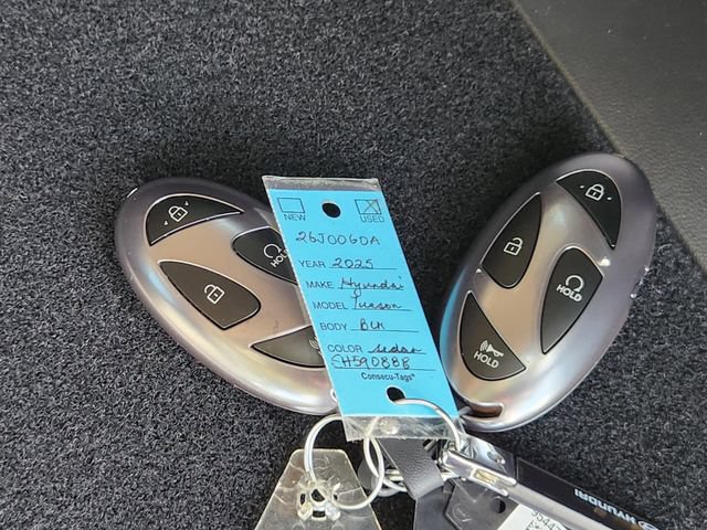 Used 2025 Hyundai Tucson SEL FWD image 32