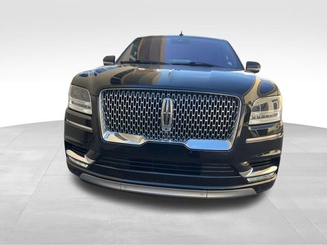 Used 2019 Lincoln Navigator L Reserve image 2