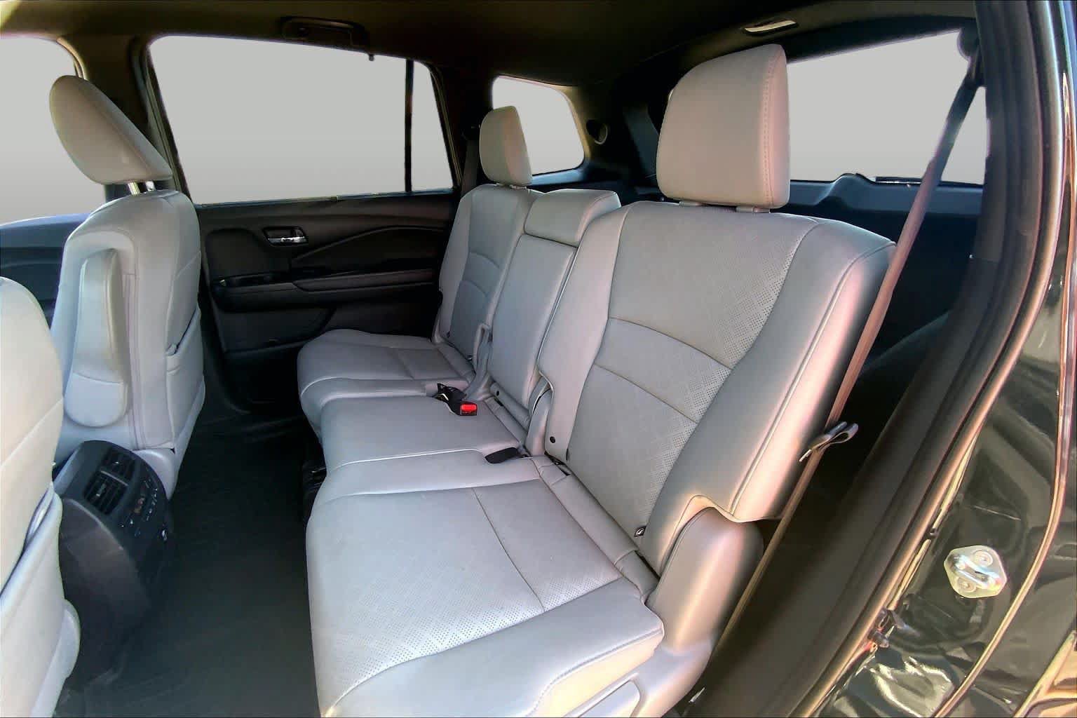 Used 2019 Honda Passport Touring image 18