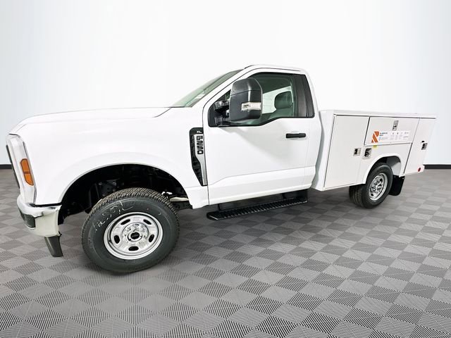 New 2026 Ford F250 XL w/ XL Chrome Package image 26