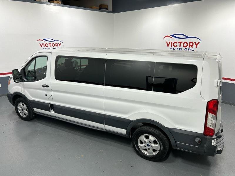 Used 2018 Ford Transit 350 XLT RWD image 3