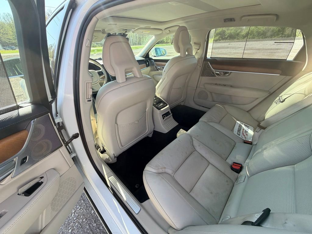 Used 2018 Volvo S90 T8 Inscription w/ Convenience Package AWD/4WD image 14