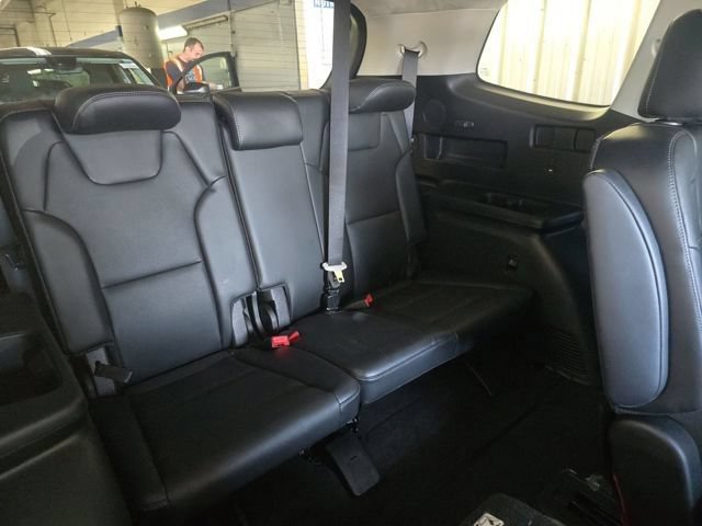 Used 2024 Kia Telluride SX Prestige w/ Towing Package AWD/4WD image 12