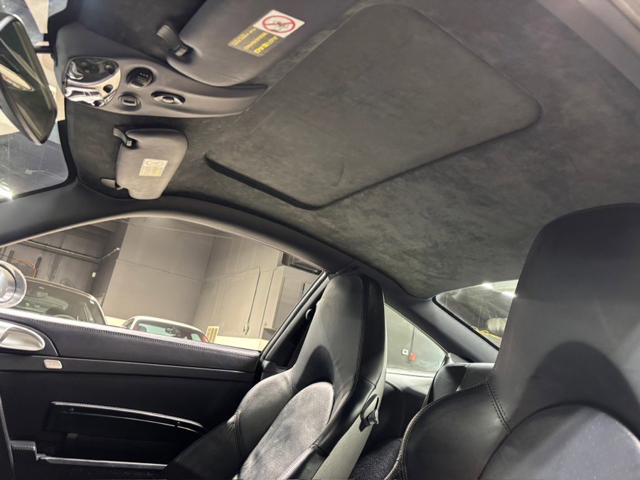 Used 2005 Porsche 911 Carrera image 8