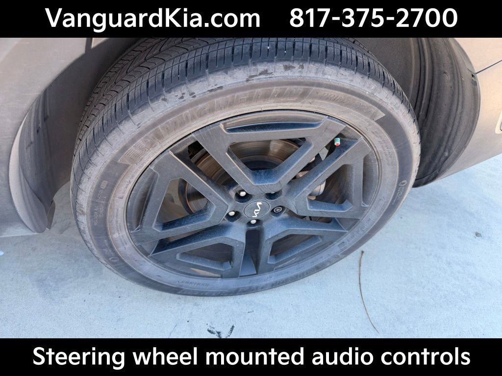 Certified 2023 Kia Telluride EX X-Line image 9