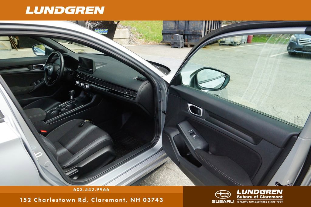 Used 2023 Honda Civic Sport image 8