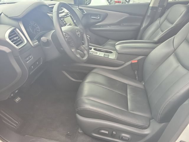 Certified 2023 Nissan Murano SV w/ SV Midnight Edition Package AWD/4WD image 17
