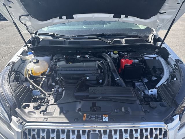 Used 2025 Lincoln Corsair Premiere image 19