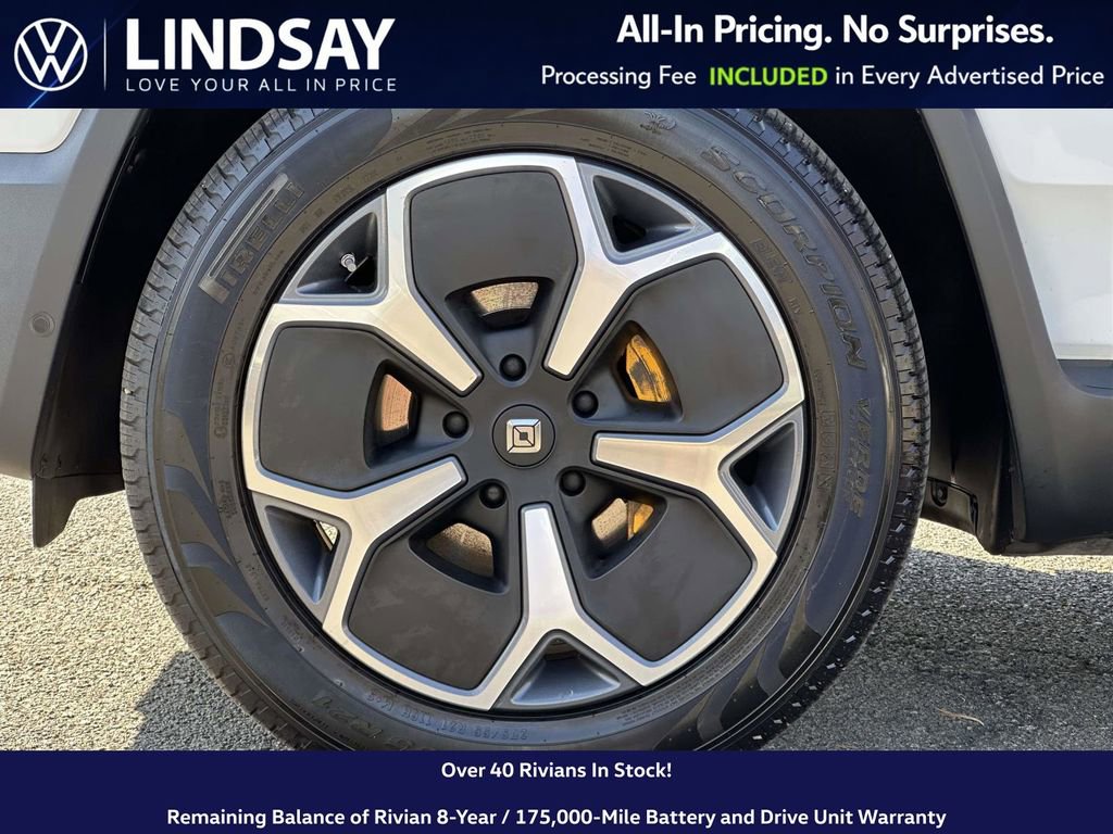 Used 2022 Rivian R1T Adventure image 8