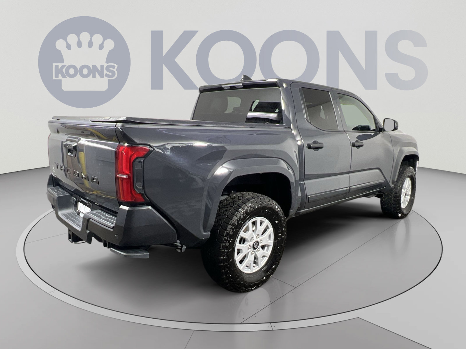Used 2025 Toyota Tacoma SR w/ SR Upgrade Package AWD/4WD image 7