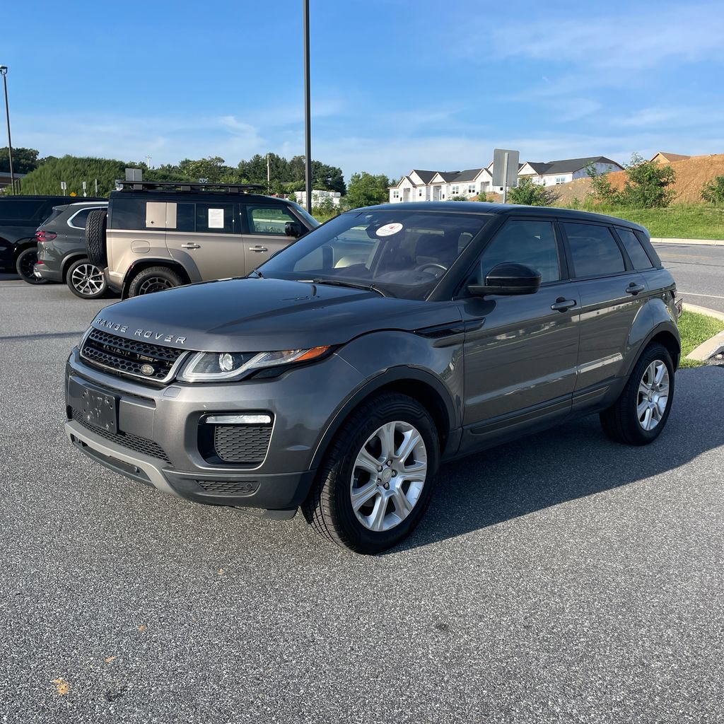 Used 2018 Land Rover Range Rover Evoque SE Premium AWD/4WD image 2